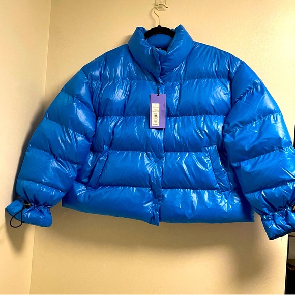 Future Collective Jackets & Blazers - Future Collective Kahlana Barfield  Glossy Puffer Crop Jacket Blue  Size L